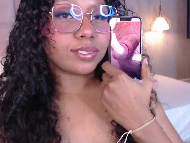 CandyBrunette live cam on BongaCams