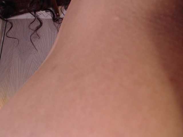 CandyBrunette live cam on BongaCams