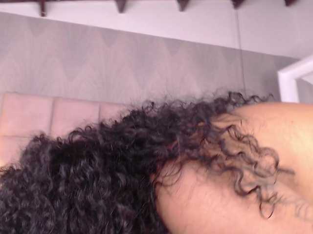 CandyBrunette live cam on BongaCams