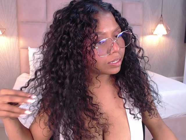 CandyBrunette