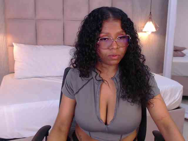 CandyBrunette