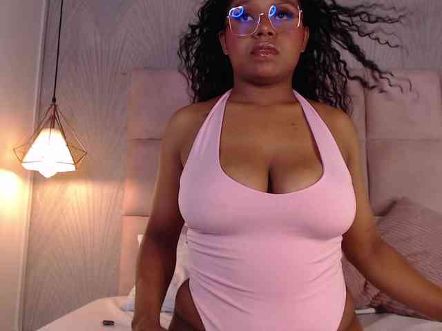 CandyBrunette