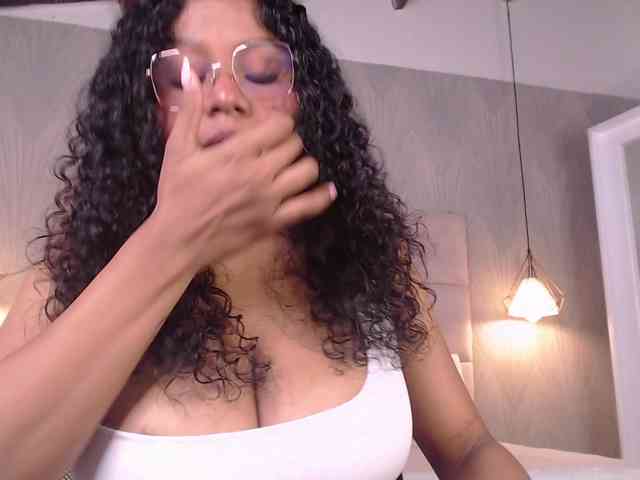 CandyBrunette