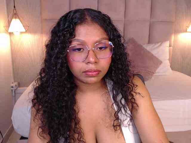 CandyBrunette