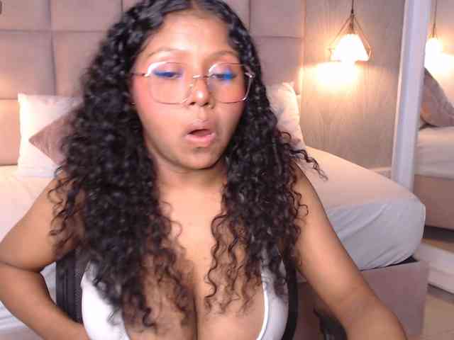 CandyBrunette