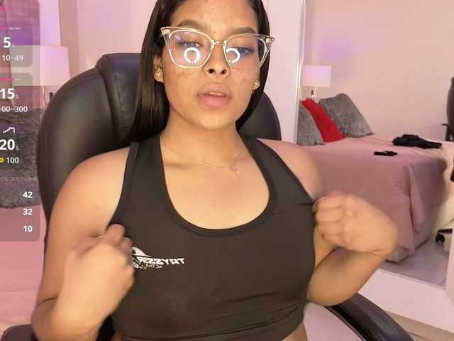 GabbyNash live cam on BongaCams