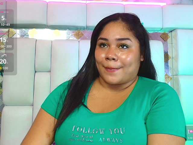 Aisha-Saadi live cam on BongaCams