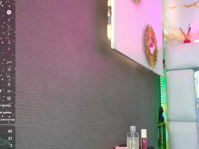 Aisha-Saadi live cam on BongaCams