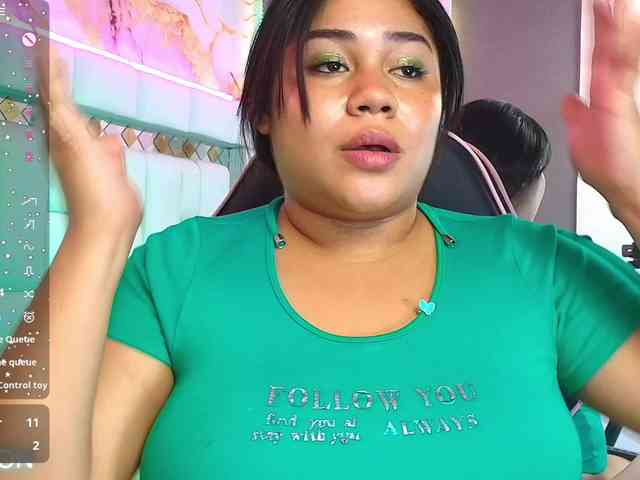 Aisha-Saadi webcam