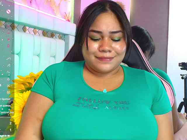 Aisha-Saadi webcam