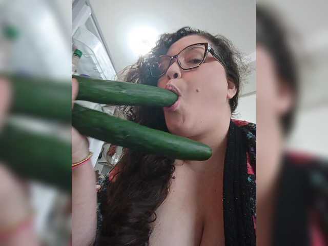 Valkiriabbw live cam on BongaCams