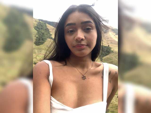 Kylie-06 live cam on BongaCams