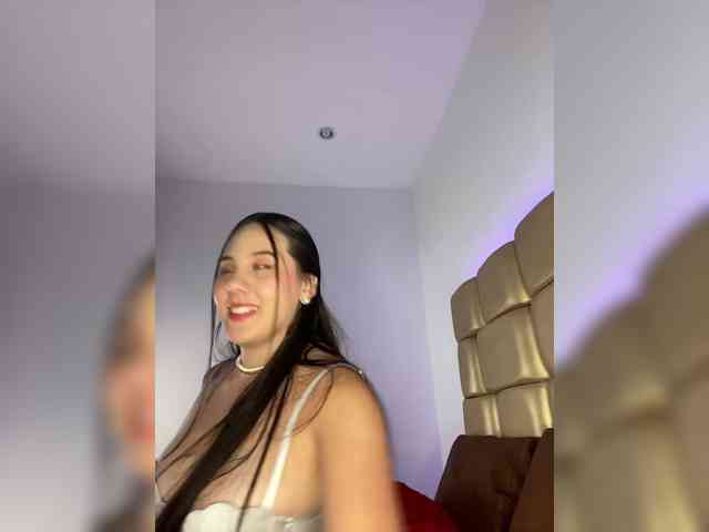 -isabella-hot- webcam