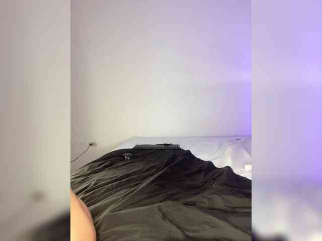 -isabella-hot- webcam