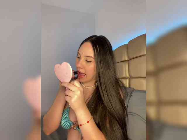 -isabella-hot- webcam