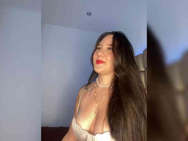 -isabella-hot- webcam