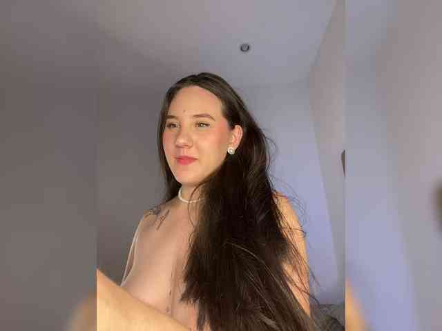 -isabella-hot- webcam