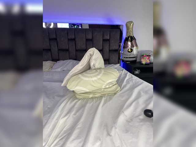 sthef-castle live cam on BongaCams
