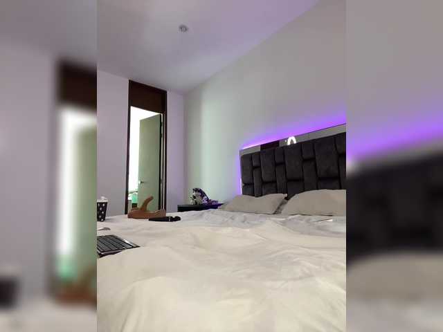 sthef-castle live cam on BongaCams