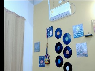 skinnycaroline18
