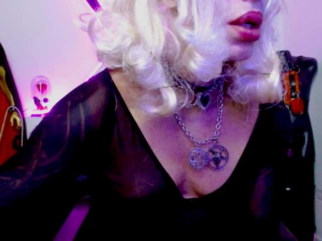 LILITHMADAME