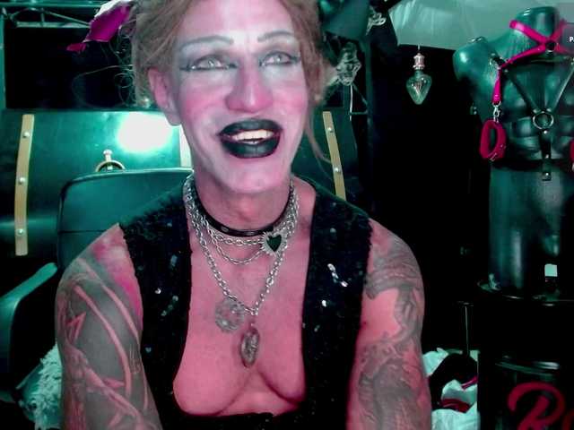 LILITHMADAME