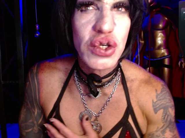 LILITHMADAME live cam