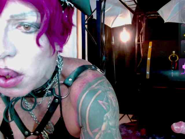 LILITHMADAME