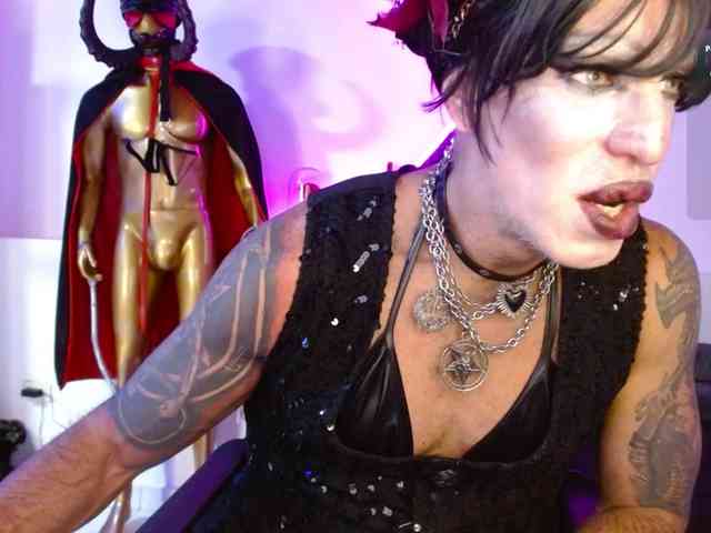 LILITHMADAME