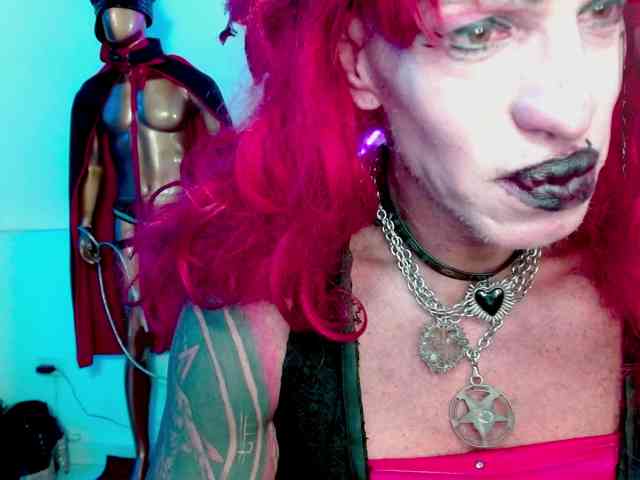 LILITHMADAME