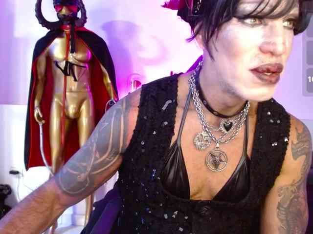 LILITHMADAME