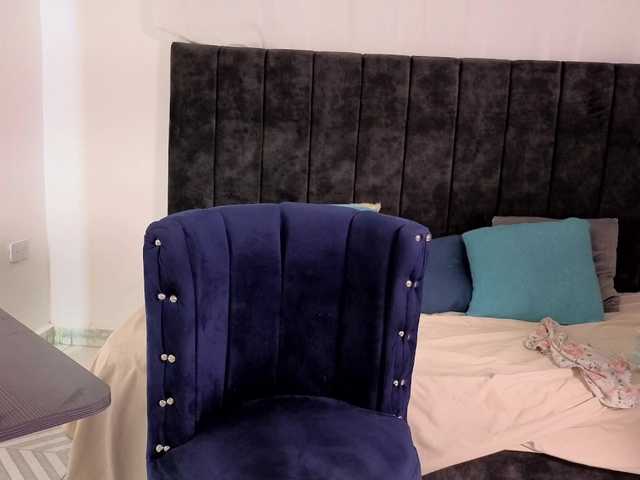 zoe-hamilton live cam on BongaCams