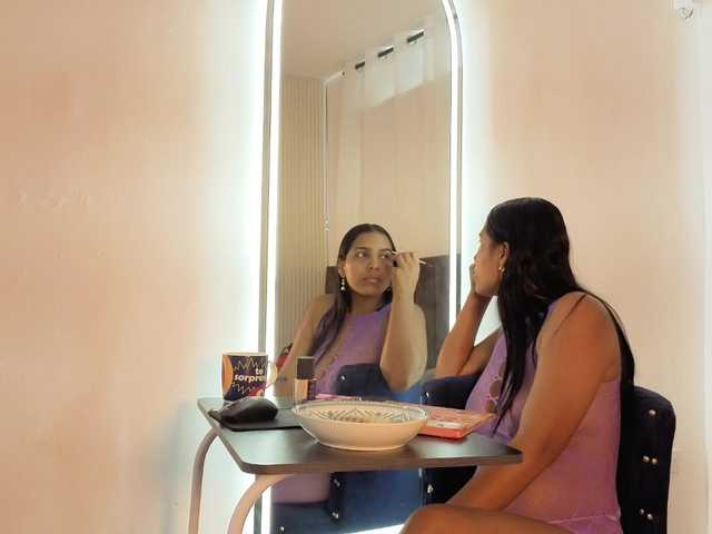 zoe-hamilton live cam on BongaCams