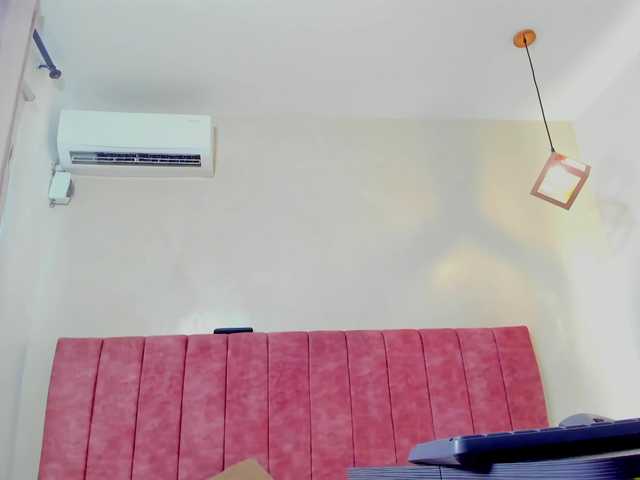 zoe-hamilton live cam on BongaCams