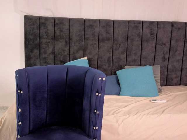 zoe-hamilton live cam on BongaCams
