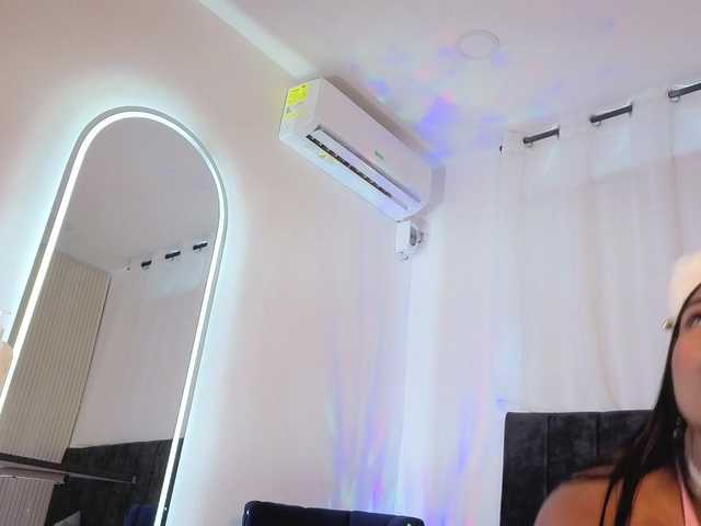 zoe-hamilton live cam on BongaCams