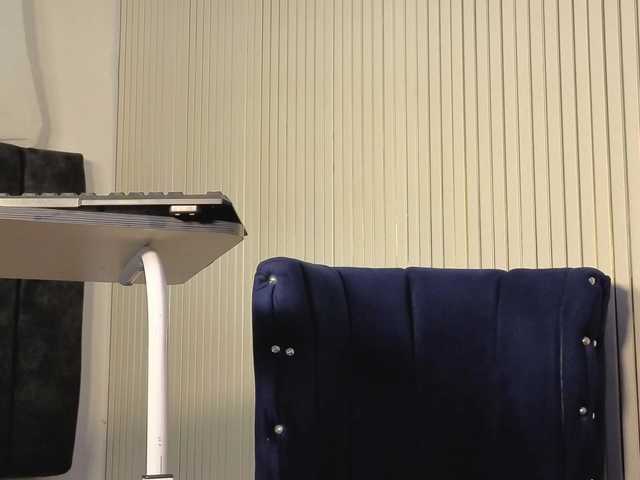zoe-hamilton live cam on BongaCams