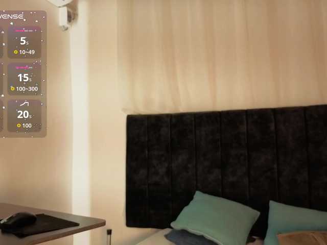 zoe-hamilton live cam on BongaCams