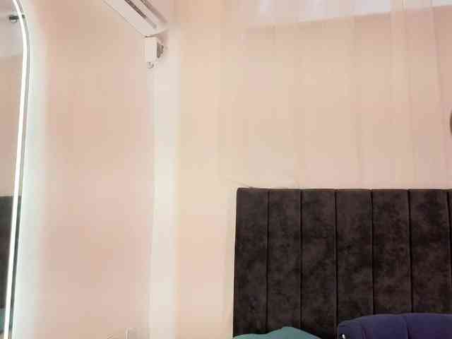 zoe-hamilton webcam