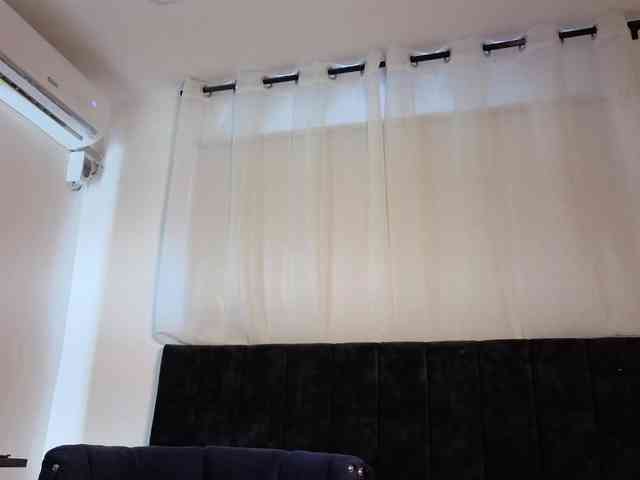 zoe-hamilton webcam