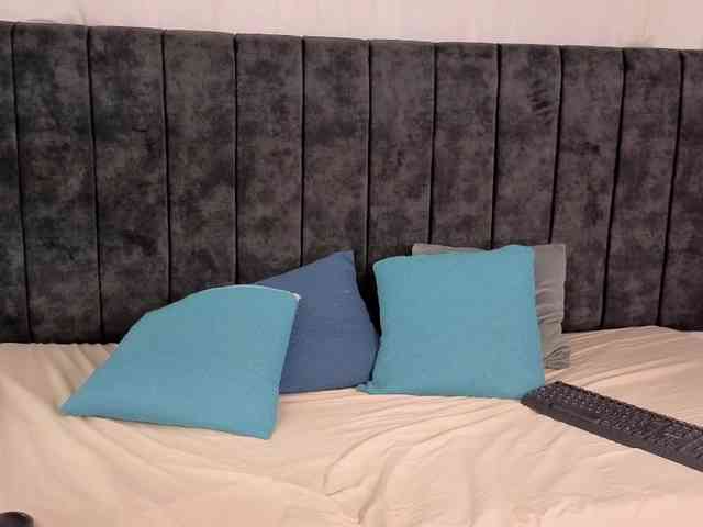 zoe-hamilton webcam