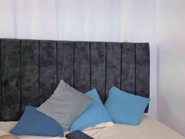 zoe-hamilton webcam
