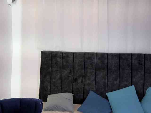 zoe-hamilton webcam