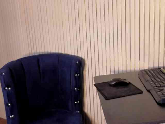 zoe-hamilton webcam