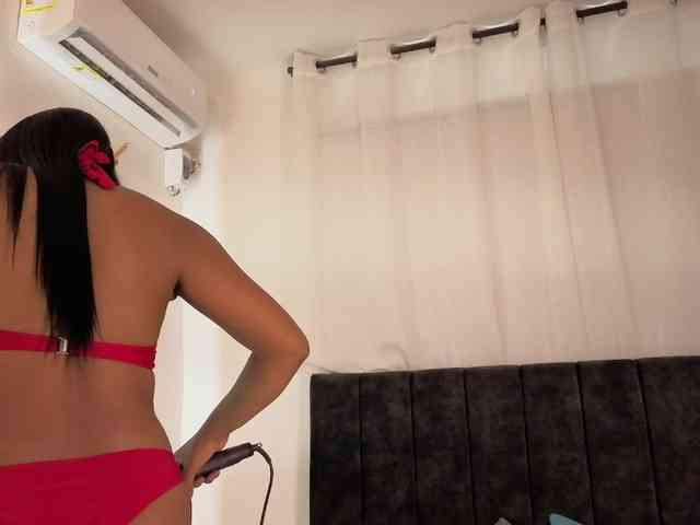 zoe-hamilton webcam