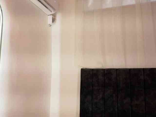 zoe-hamilton webcam