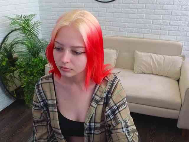 LiaRivera webcam