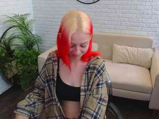LiaRivera webcam