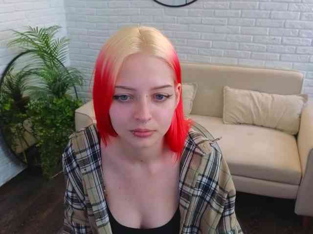 LiaRivera webcam