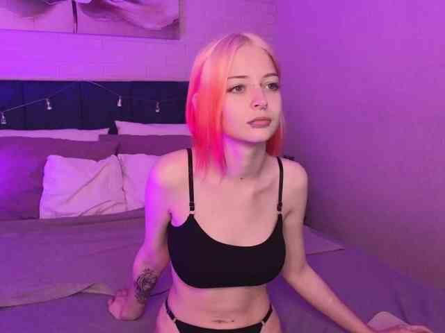 LiaRivera webcam